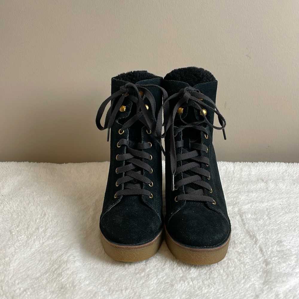 UGG Kieman Womens 8 Suede Sheep Skin Platform Wedge Ankle Lace-up Black Booties